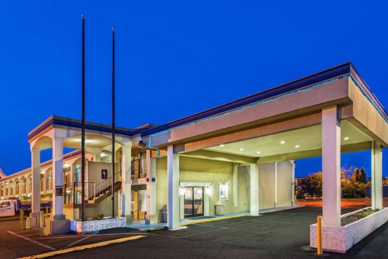 Days Inn By Wyndham Ashland Ngoại thất bức ảnh